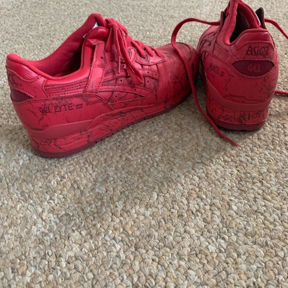 Men’s ASICS size 8.5 in red - Picture 3 of 4
